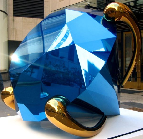 DCO-(2090)A outdoors ; indoor ; Stainless Steel statue ; decorate ; Large scale ; City decoration ; garden ; Park decoration ; Mirror ; Mirror sculpture ; Mirror statue ; Life Size ; Outdoor Square Metal Stainless Steel Mirror Diamond Sculpture