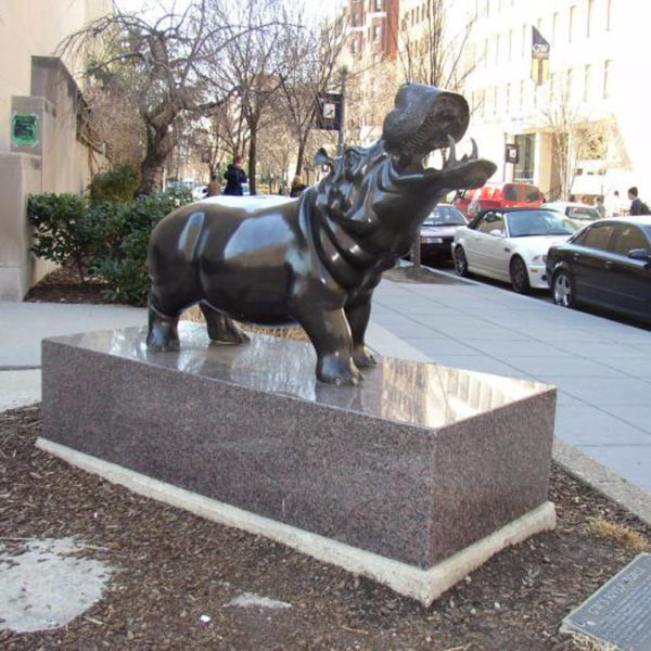 DZK-Hippo (12) outdoors ; indoor ; bronze statue ; decorate ; Large scale ; City decoration ; garden ; Park decoration ; Hippo ; Hippo sculpture ; Hippo statue ; Life Size ; Professional lost wax casting bronze hippo sculpture
