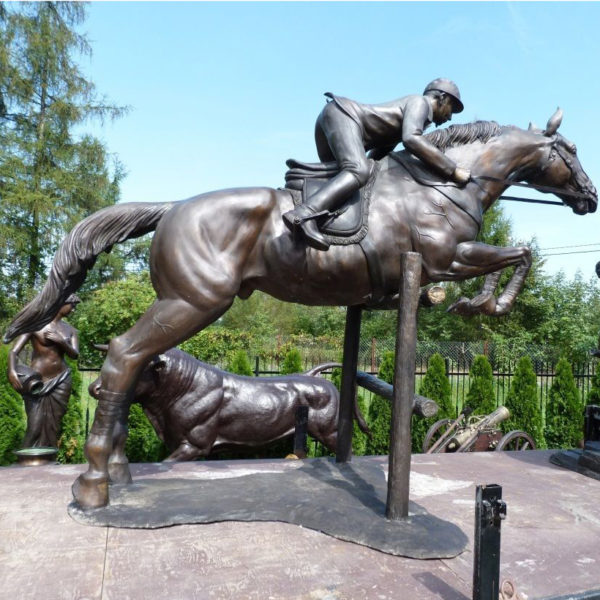 OAS-Horse (118) outdoors ; indoor ; bronze statue ; decorate ; Large scale ; City decoration ; garden ; Park decoration ; horse ; horse sculpture ; Horse statue ; Decorative Garden Bronze Jumping Horse Sculpture