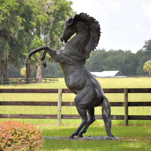 outdoors ; indoor ; bronze statue ; decorate ; Large scale ; City decoration ; garden ; Park decoration ; horse ; horse sculpture ; Horse statue ; Factory casting cheap and best bronze large jumping horse sculpture