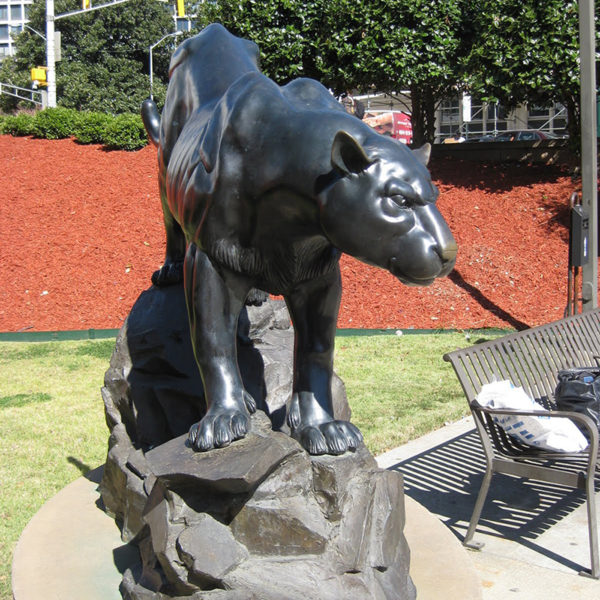 Panther and highland games 001-1 outdoors ; indoor ; bronze statue ; decorate ; Large scale ; City decoration ; garden ; Park decoration ; leopard ; panther sculpture ; panther statue ; Life Size ; Custom outdoor decor panther leopard bronze large cheetah sculpture