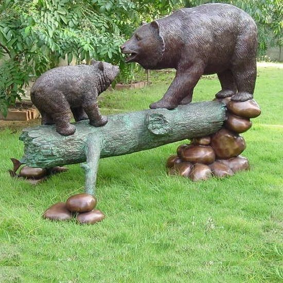 outdoors ; indoor ; bronze statue ; decorate ; Large scale ; City decoration ; garden ; Park decoration ; Bear ; Bear sculpture ; Bear statue ; Life Size ; Large life size animal outdoor garden decoration bronze bear sculpture