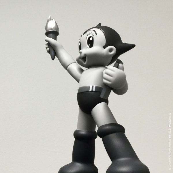 outdoors ; indoor ; Fiberglass statue ; decorate ; Large scale ; City decoration ; garden ; Park decoration ; Astro Boy ; Astro Boy sculpture ; Astro Boy statue ; Life Size ; cartoon ; Fiberglass Astro Boy Statue