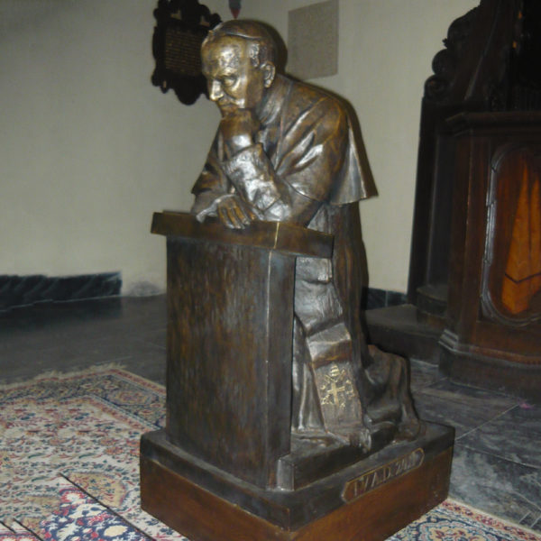 John Paul bronze pope catholic religious statues