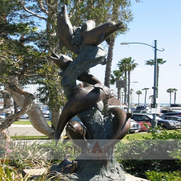 Outdoor fountain bronze dolphin sculpture