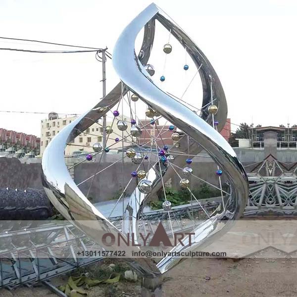 Large metal animal ; animal sculpture ; stainless steel sculpture ; Urban Sculpture ; City Sculpture ; outdoor ; Metal Sculpture ; Corten Sculpture ; Outdoor stainless steel abstract art mirror sculpture